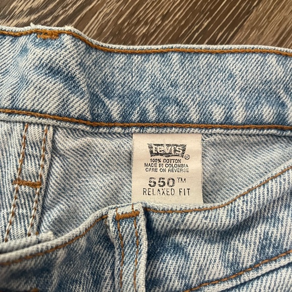 LEVIS DENIM SHORTS - Picture 2 of 3